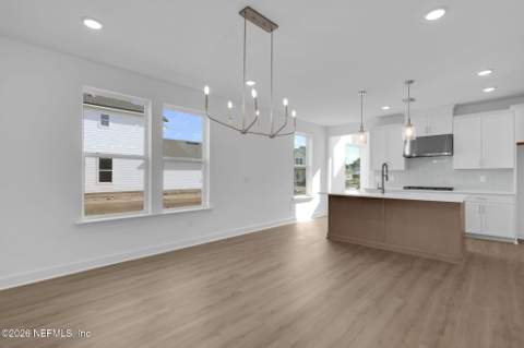 12013 Mariposa Avenue, Jacksonville FL - photo 17 of 54