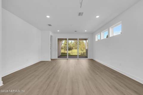 12013 Mariposa Avenue, Jacksonville FL - photo 19 of 54