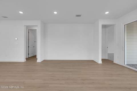 12013 Mariposa Avenue, Jacksonville FL - photo 21 of 54