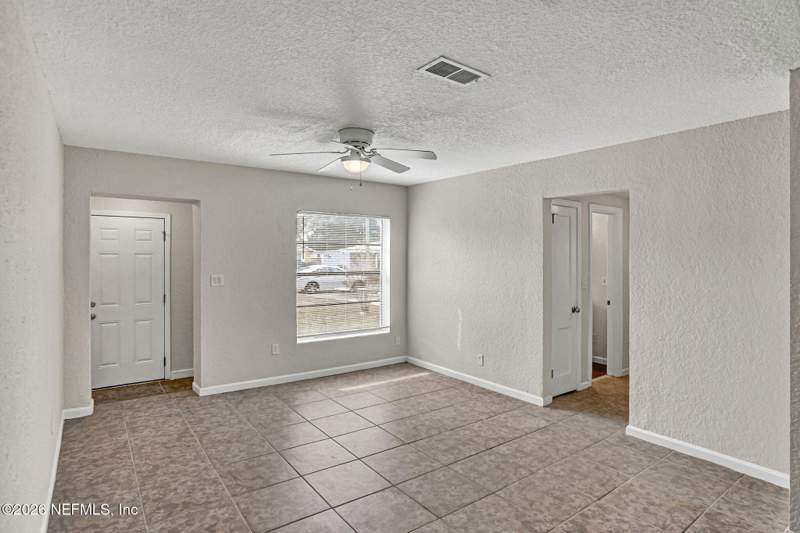 3 bedroom Single Family Residence at 5235 Lexington Avenue, Lake Shore Terrace, Jacksonville — photo 5