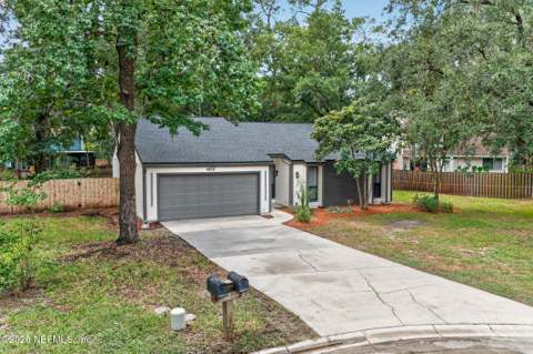 4832 Wallingford Place, Jacksonville FL - photo 7 of 66