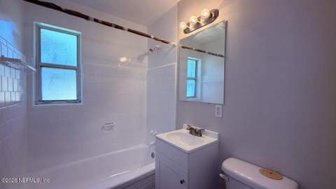 2219 Monteau Drive, Jacksonville FL - photo 13 of 16
