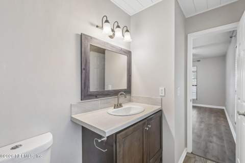 7478 Colony Cove Lane, Jacksonville FL - photo 21 of 47