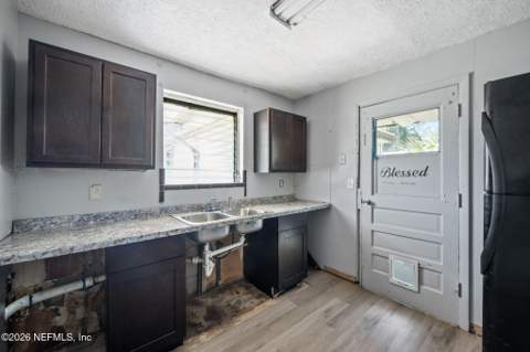 2935 Mansion Road, Jacksonville FL - photo 9 of 20