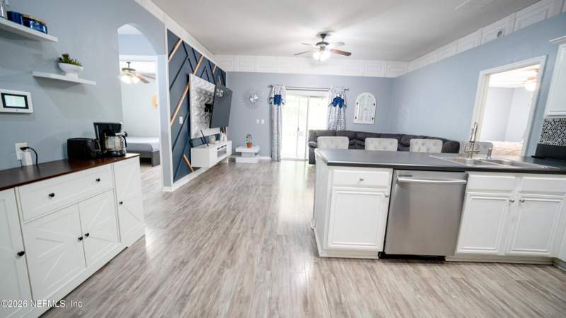 4 bedroom Single Family Residence at 509 Millstone Drive, Oakleaf Plantation, Orange Park — photo 5