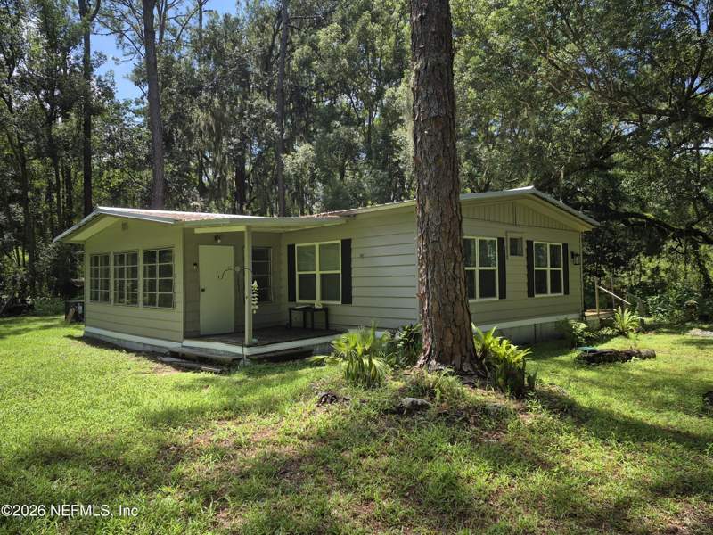 3 bedroom Mobile Home at 737 Junction Road, Crescent City, Crescent City — photo 2
