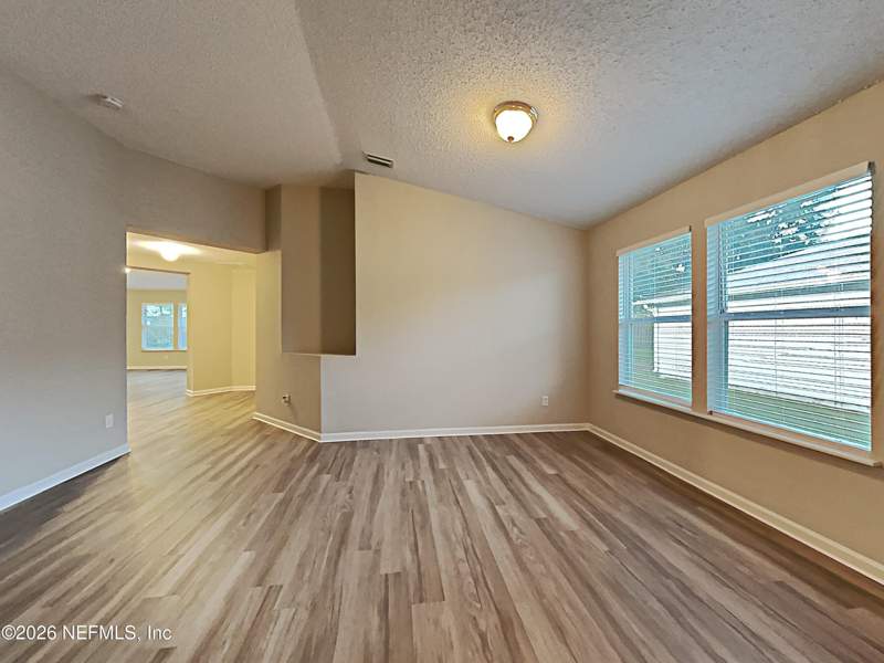 3 bedroom Single Family Residence at 1378 Summit Oaks Drive, Crystal Creek, Jacksonville — photo 3