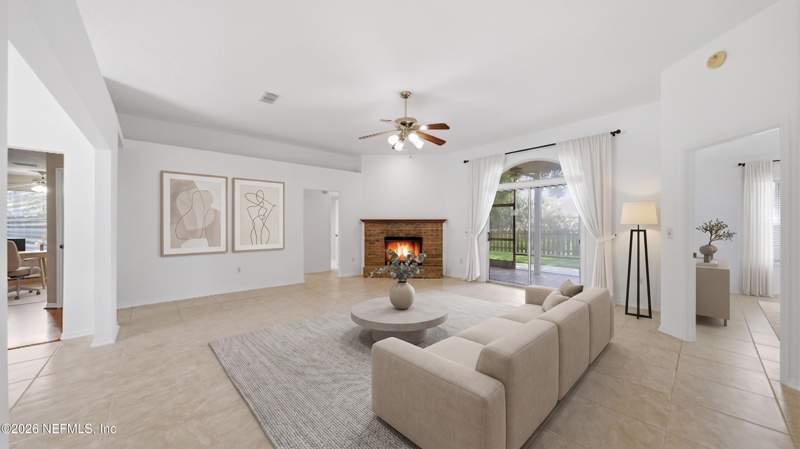 3 bedroom Single Family Residence at 1537 Winston Lane, Fleming Island, Fleming Island — photo 2