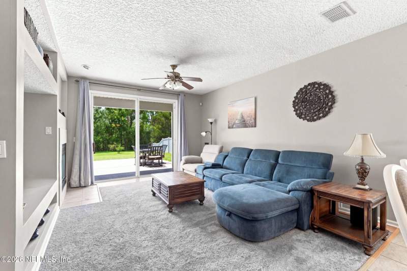 4 bedroom Single Family Residence at 14769 Falling Waters Drive, Bartram Springs, Jacksonville — photo 3