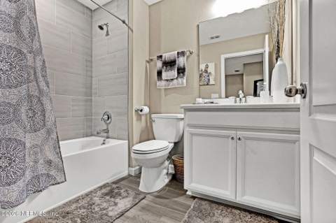1311 Salt Ridge Avenue, Jacksonville FL - photo 14 of 19