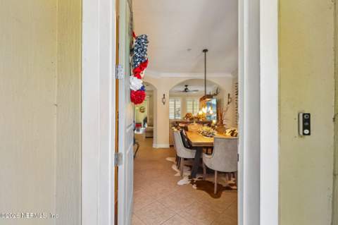 6130 Clearsky Drive, Jacksonville FL - photo 7 of 44