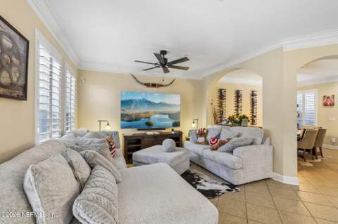 6130 Clearsky Drive, Jacksonville FL - photo 10 of 44
