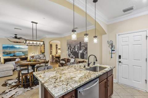 6130 Clearsky Drive, Jacksonville FL - photo 22 of 44