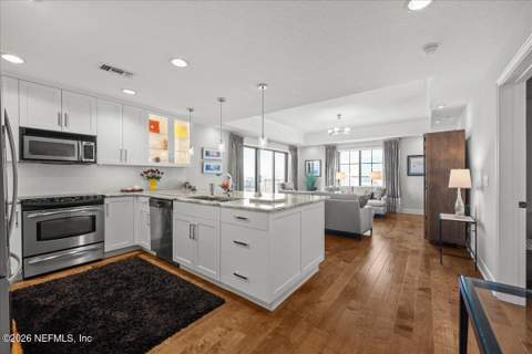 1478 Riverplace Boulevard #1802, Jacksonville FL - photo 8 of 53