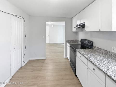 2027 Palmdale Court, Jacksonville FL - photo 17 of 52