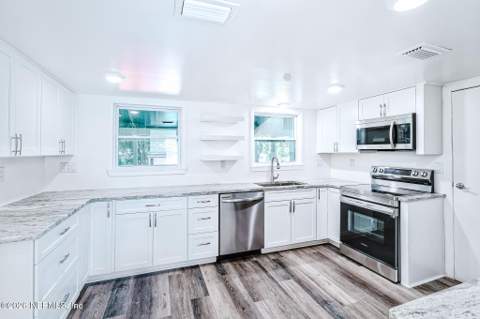 4941 Verdis Street, Jacksonville FL - photo 16 of 66