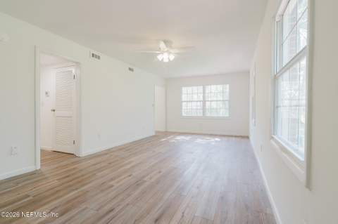 4941 Verdis Street, Jacksonville FL - photo 14 of 66