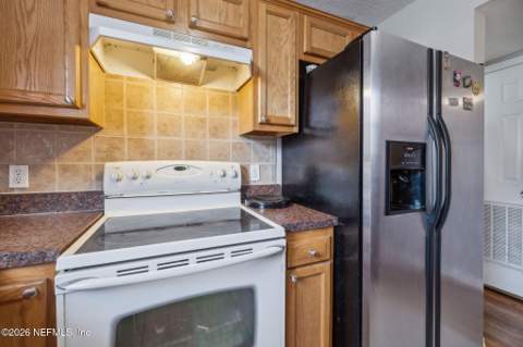 7403 Roslyn Road, Jacksonville FL - photo 14 of 29