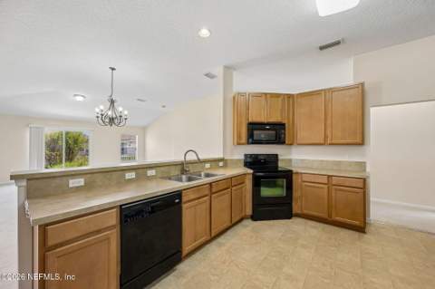 6717 N Gentle Oaks Drive, Jacksonville FL - photo 7 of 25
