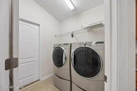 6717 N Gentle Oaks Drive, Jacksonville FL - photo 20 of 25