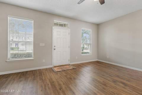 444 Sherwood Oaks Drive, Orange Park FL - photo 6 of 36