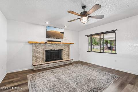 212 Dogwood Drive, Interlachen FL - photo 6 of 46