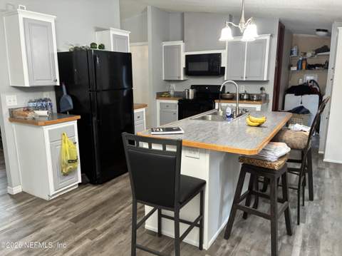 104 Reaves Avenue, Interlachen FL - photo 6 of 21
