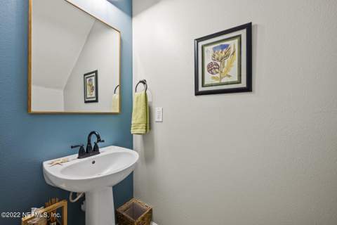 3794 Casitas Drive, Jacksonville FL - photo 17 of 40