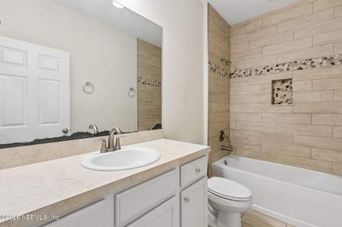7242 Luke Street, Jacksonville FL - photo 14 of 22