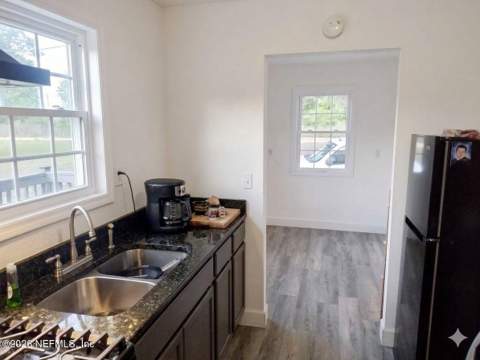 137 Hill Street, Hawthorne FL - photo 10 of 23