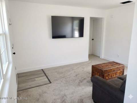 137 Hill Street, Hawthorne FL - photo 8 of 23