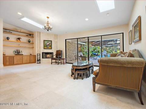 3008 Forest Circle, Jacksonville FL - photo 11 of 41