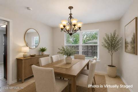 8446 Sand Point Drive, Jacksonville FL - photo 11 of 36