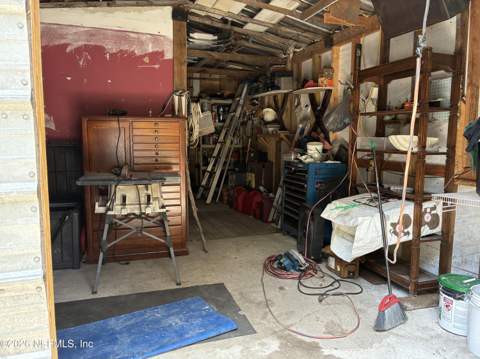 932 S County Rd 21, Hawthorne FL - photo 7 of 17