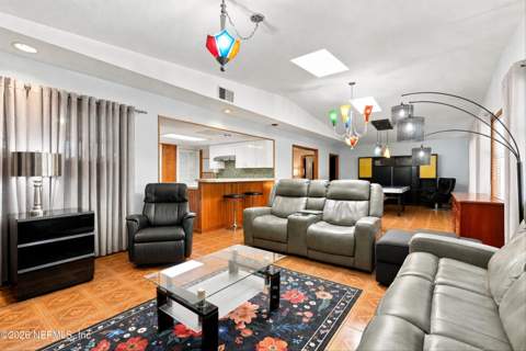 11009 Hood Road, Jacksonville FL - photo 20 of 43