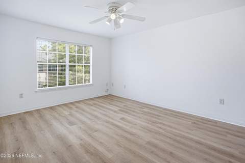 7800 Point Meadows Drive #737, Jacksonville FL - photo 12 of 32