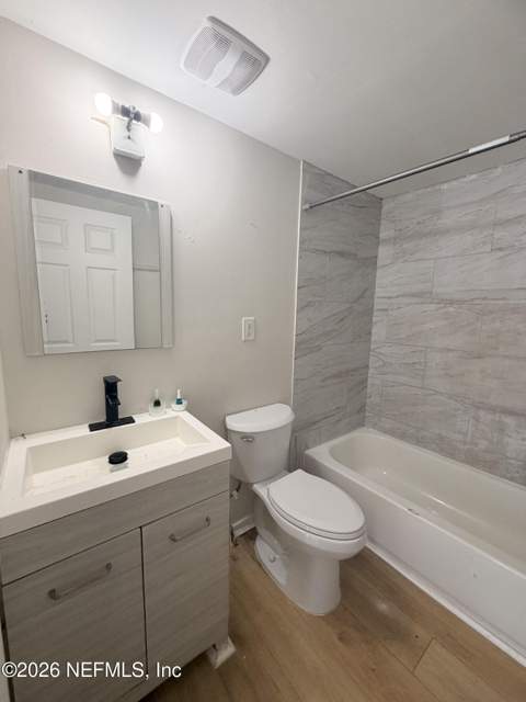 8326 Galveston Avenue, Jacksonville FL - photo 6 of 12