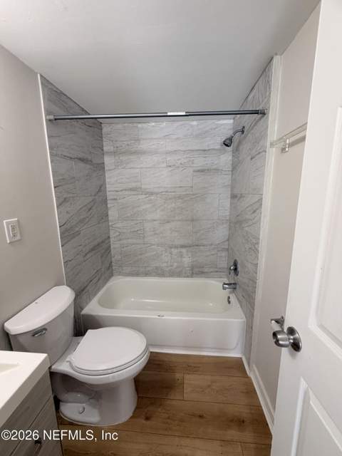 8326 Galveston Avenue, Jacksonville FL - photo 7 of 12