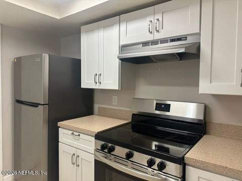 2947 Bayshore Drive, Jacksonville FL - photo 8 of 20