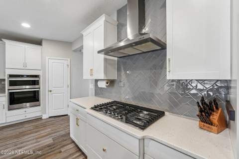 235 Willow Lake Drive, St. Johns FL - photo 10 of 36