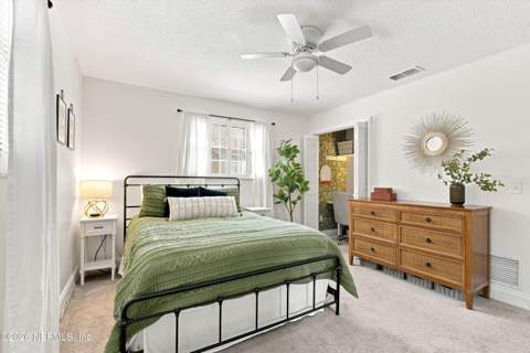 1347 Redbud Lane, Jacksonville FL - photo 21 of 40