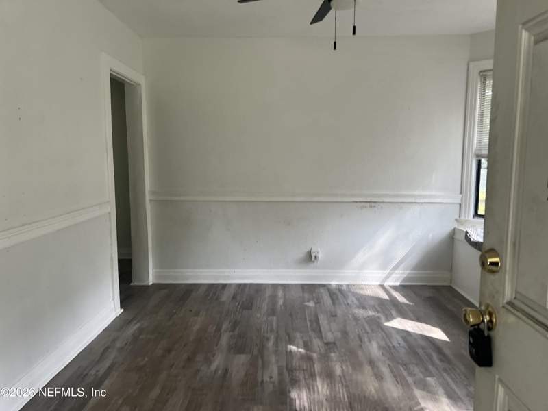 3 bedroom Single Family Residence at 9102 6th Avenue, Rio Vista, Jacksonville — photo 5