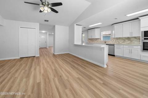 618 Hibernia Oaks Drive, Fleming Island FL - photo 9 of 21
