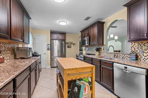 12131 Banyan Tree Drive, Jacksonville FL - photo 18 of 41