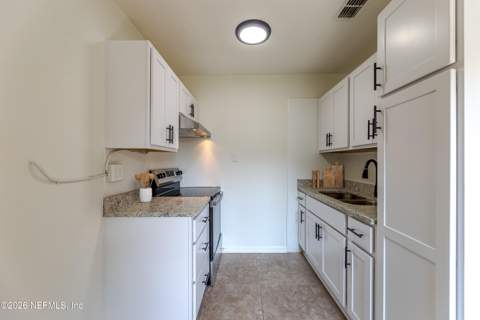 9754 Buncome Road, Jacksonville FL - photo 10 of 19