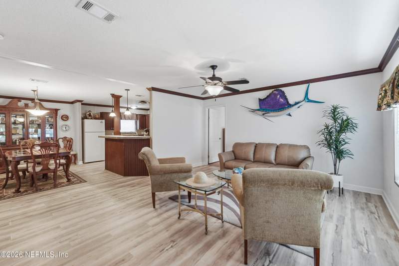 4 bedroom Mobile Home at 2219 Glen Gardner Drive, Arlington Green, Jacksonville — photo 5