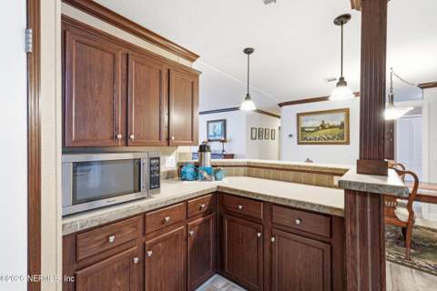 2219 Glen Gardner Drive, Jacksonville FL - photo 12 of 36