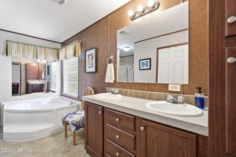 2219 Glen Gardner Drive, Jacksonville FL - photo 17 of 36