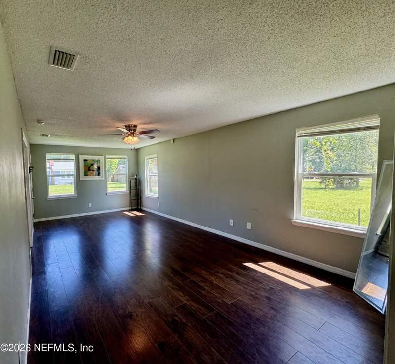 2 bedroom Single Family Residence at 4612 Fremont Street, Lakeshore, Jacksonville — photo 4