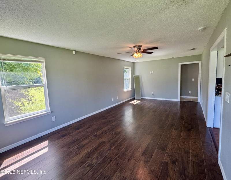 2 bedroom Single Family Residence at 4612 Fremont Street, Lakeshore, Jacksonville — photo 3